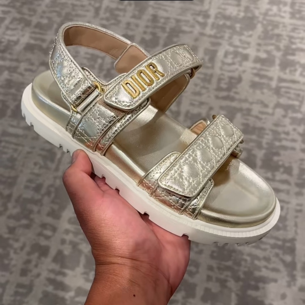 DIOR GOLD SHEEPSKIN DAD SANDAL WITH QUILTED CANNAGE ❤️